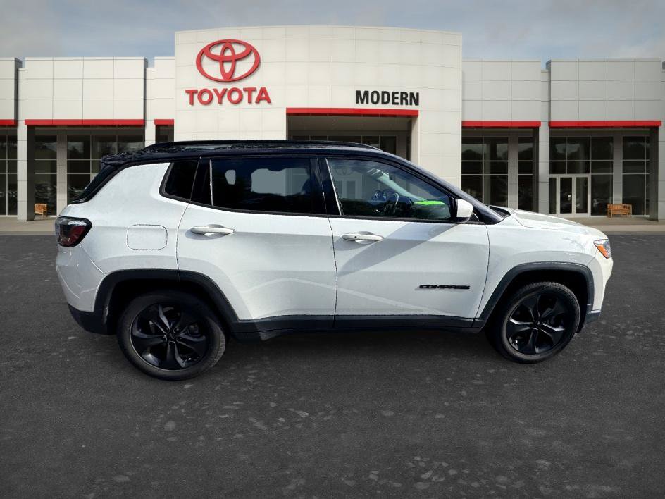 Used 2020 Jeep Compass Latitude FWD image 16