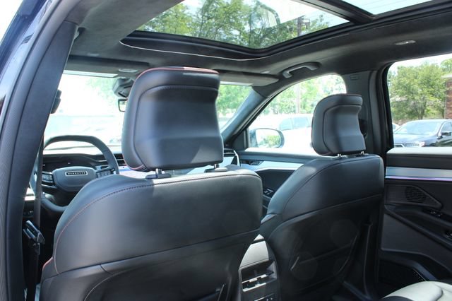Used 2024 Jeep Wagoneer Launch Edition AWD/4WD image 35