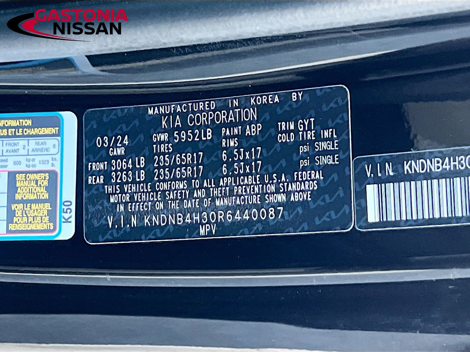 Used 2024 Kia Carnival LX image 42