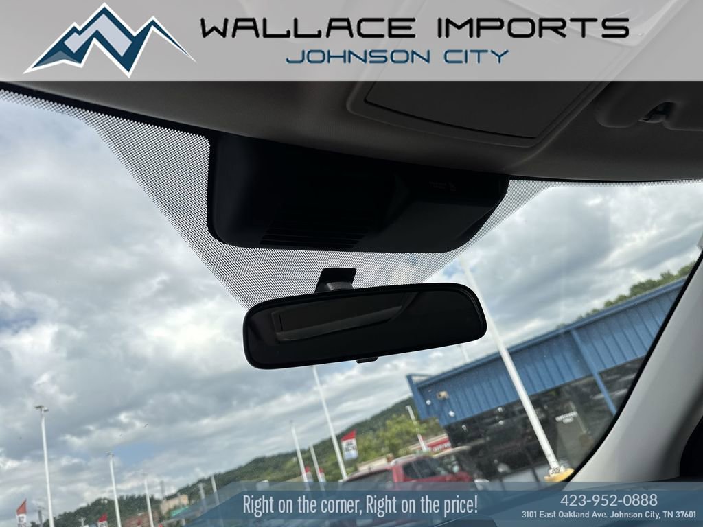Used 2024 Mitsubishi Outlander ES AWD/4WD image 15