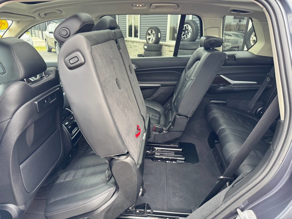 Used 2020 BMW X7 xDrive40i w/ Cold Weather Package image 42