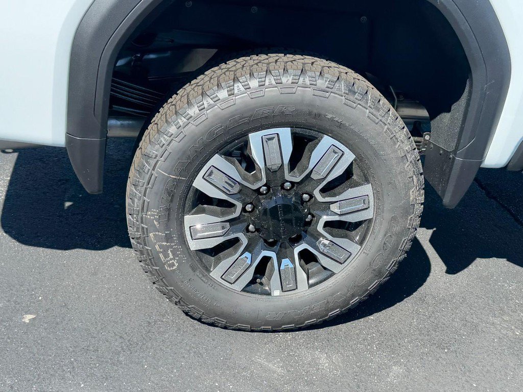 New 2026 GMC Sierra 2500 Denali w/ Denali Reserve Package AWD/4WD image 5