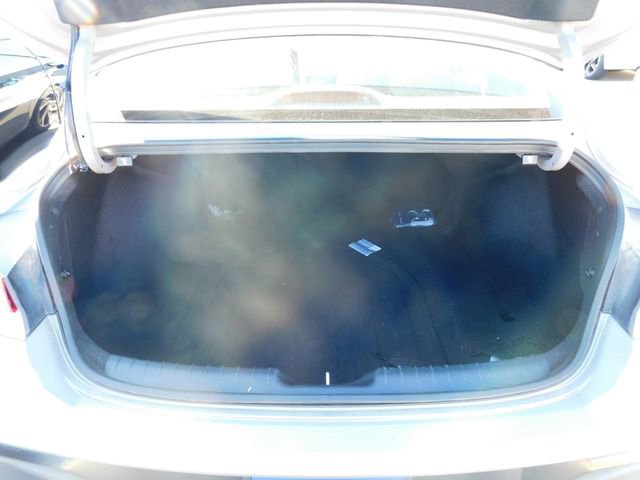 Used 2025 Hyundai Elantra SEL image 11