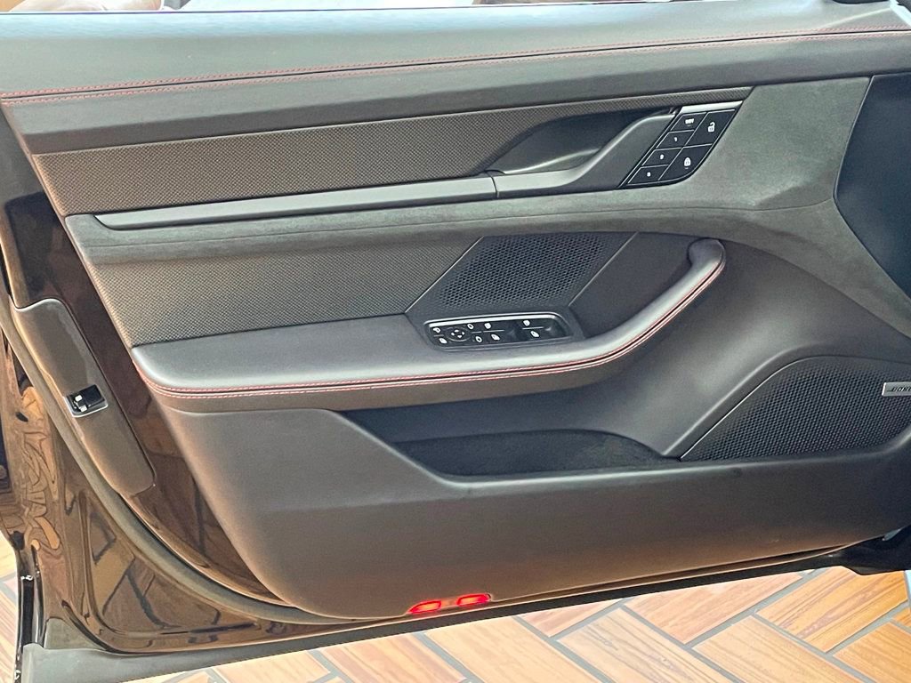 Used 2024 Porsche Taycan GTS image 14