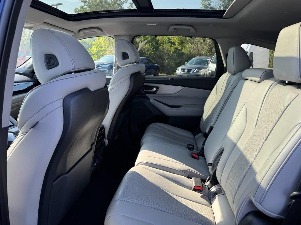 Certified 2024 Acura MDX w/ Technology Package AWD/4WD image 13