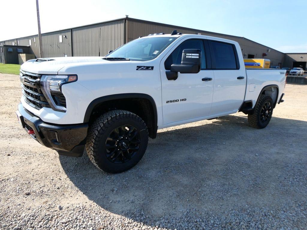 New 2026 Chevrolet Silverado 2500 LT w/ Trail Boss Package AWD/4WD image 8