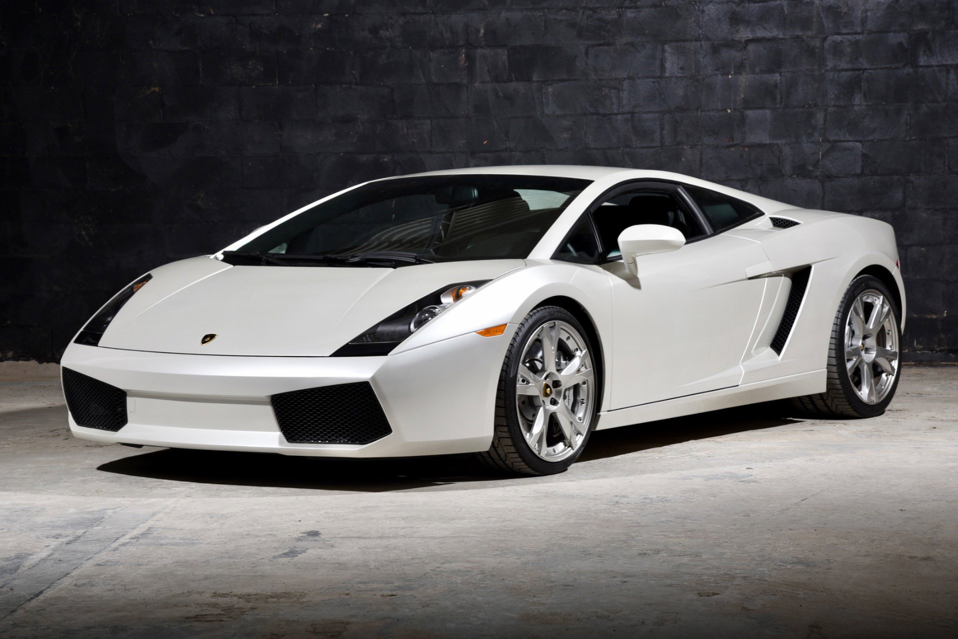Used 2008 Lamborghini Gallardo AWD/4WD image 2