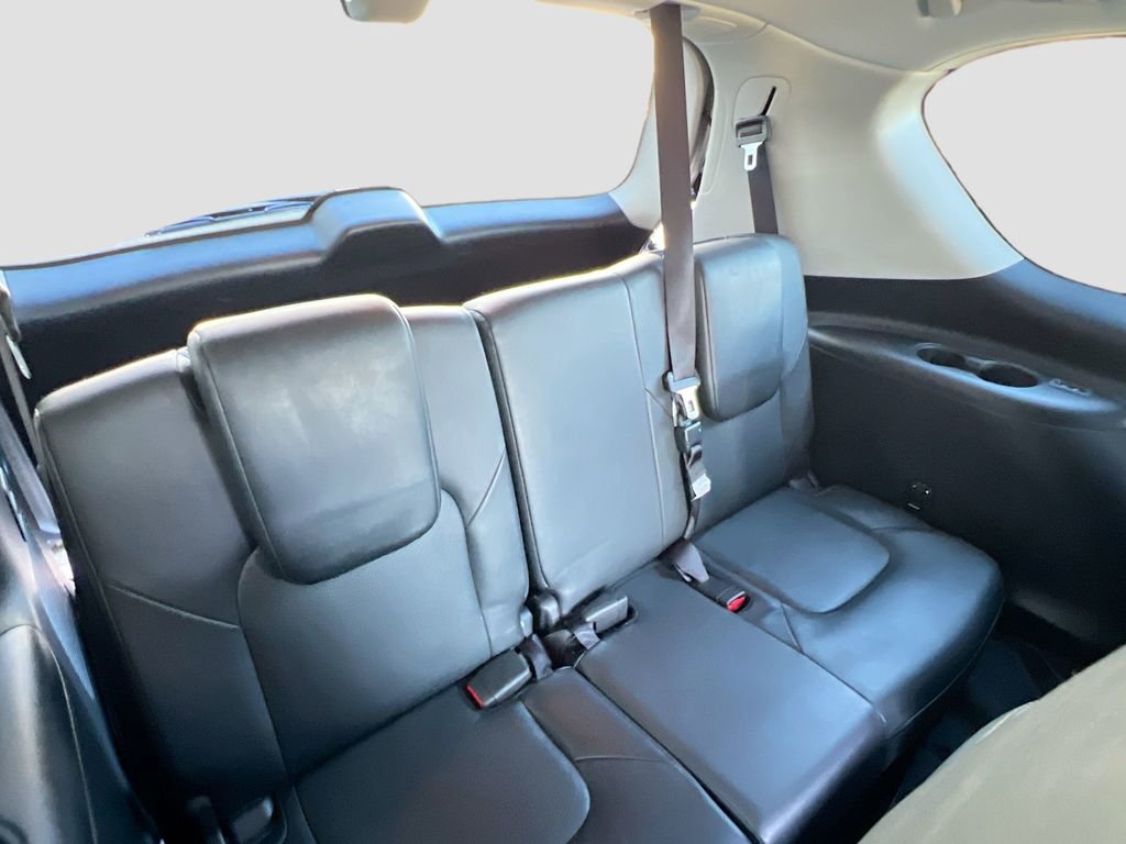 Used 2020 Nissan Armada Platinum w/ Captain's Chairs Package image 29