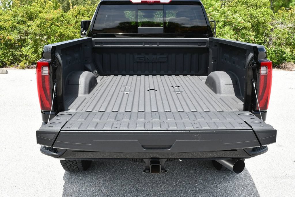 Used 2026 GMC Sierra 2500 Denali Ultimate w/ Max Trailering Package AWD/4WD image 19