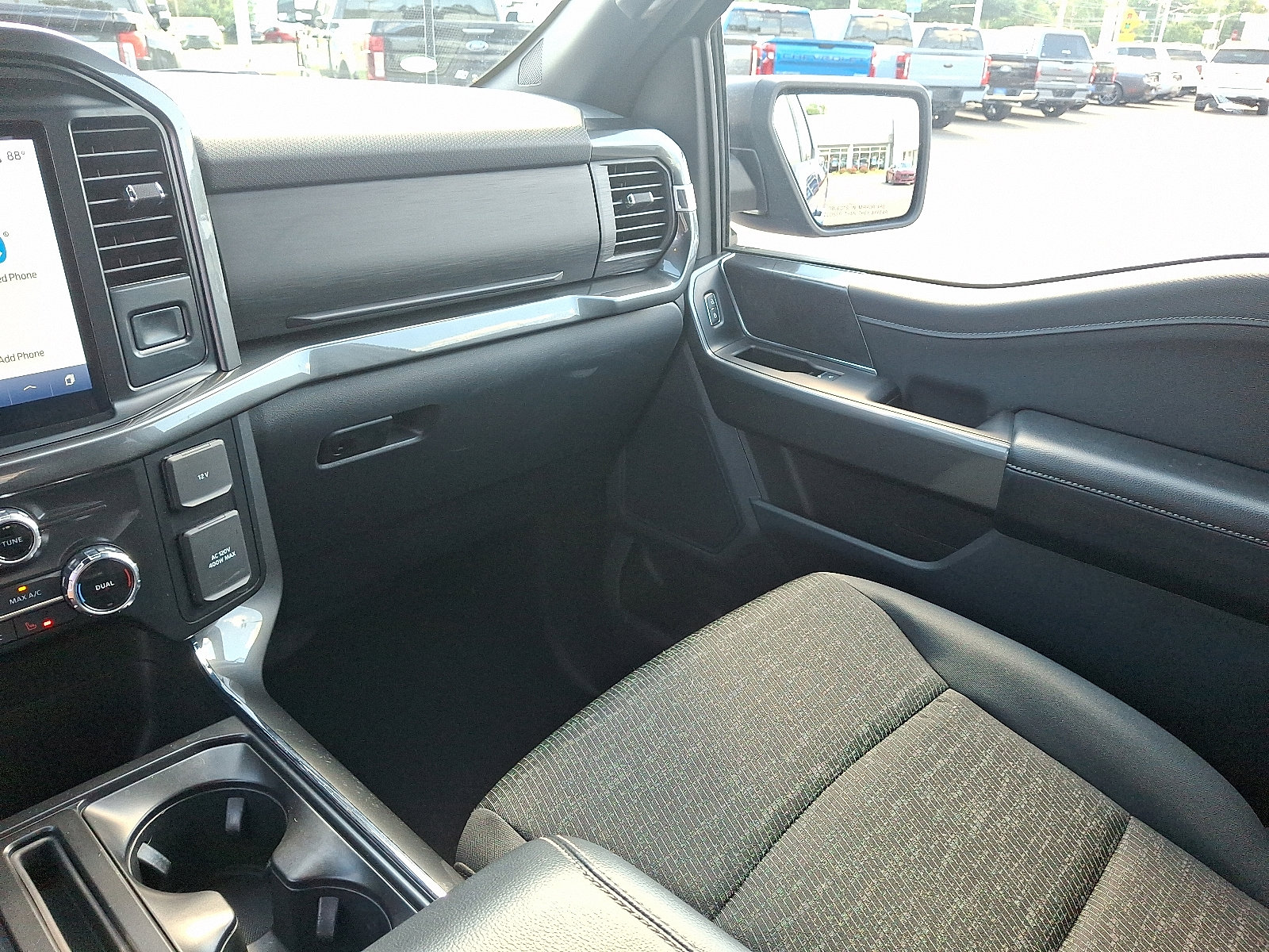 Certified 2022 Ford F150 XLT w/ Equipment Group 302A High image 16