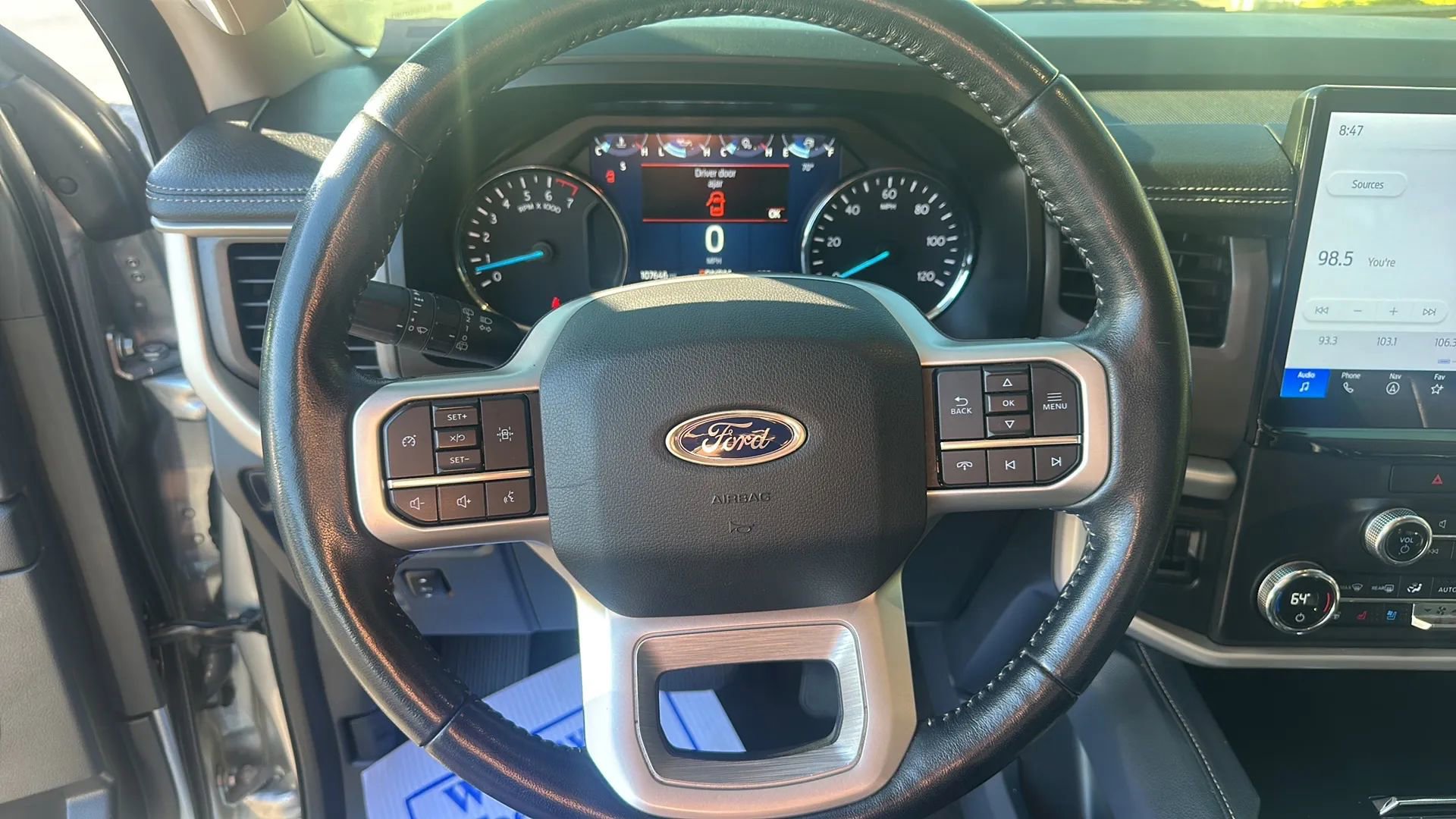 Used 2022 Ford Expedition Max XLT image 12