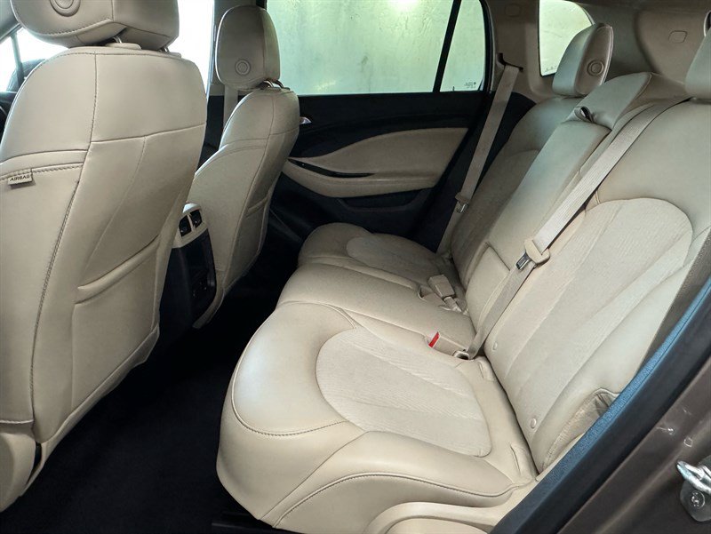 Used 2017 Buick Envision Preferred w/ LPO, Cargo Package AWD/4WD image 18