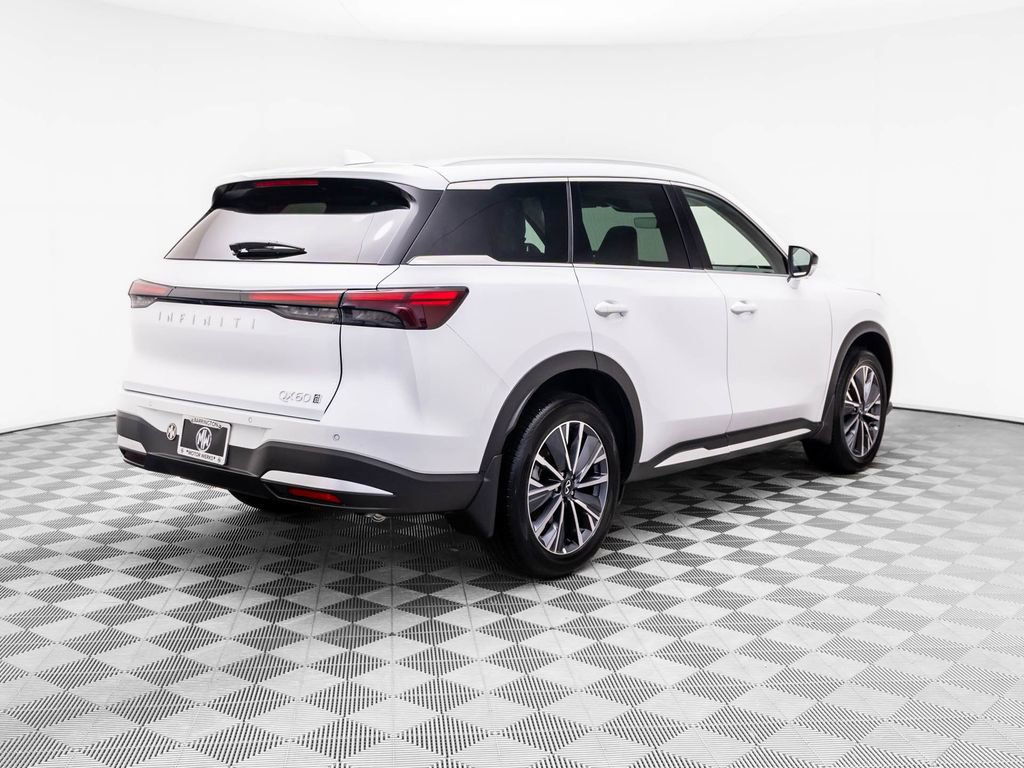 Certified 2026 INFINITI QX60 Luxe w/ Cargo Package AWD/4WD image 6