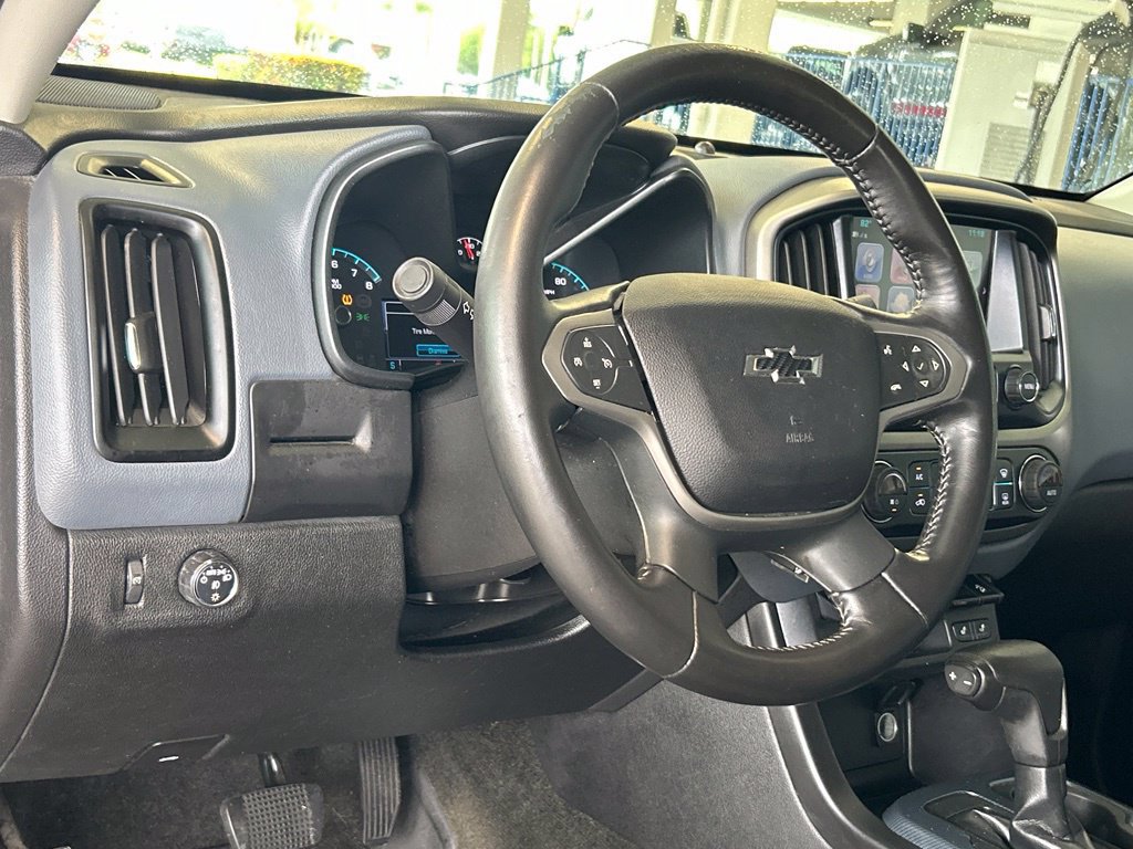 Used 2017 Chevrolet Colorado Z71 RWD image 32