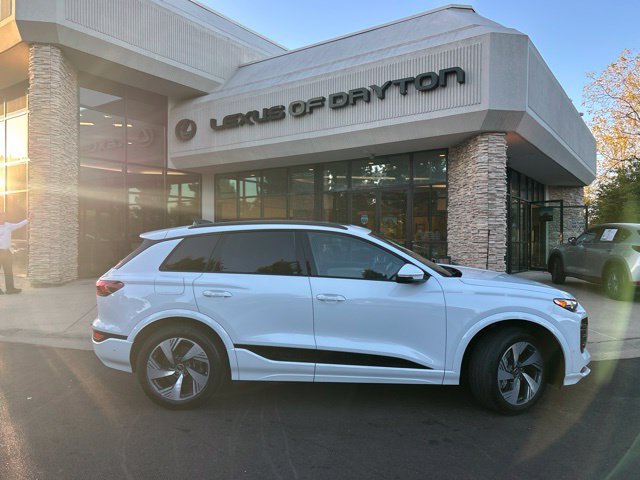 Used 2025 Audi Q6 e-tron Premium Plus AWD/4WD image 8