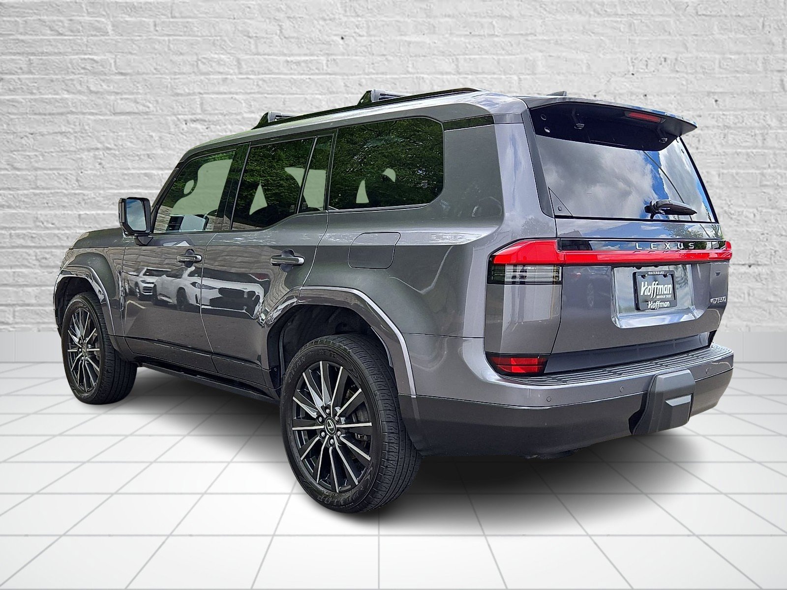 Used 2024 Lexus GX 550 w/ Accessory Package (2T) AWD/4WD image 4