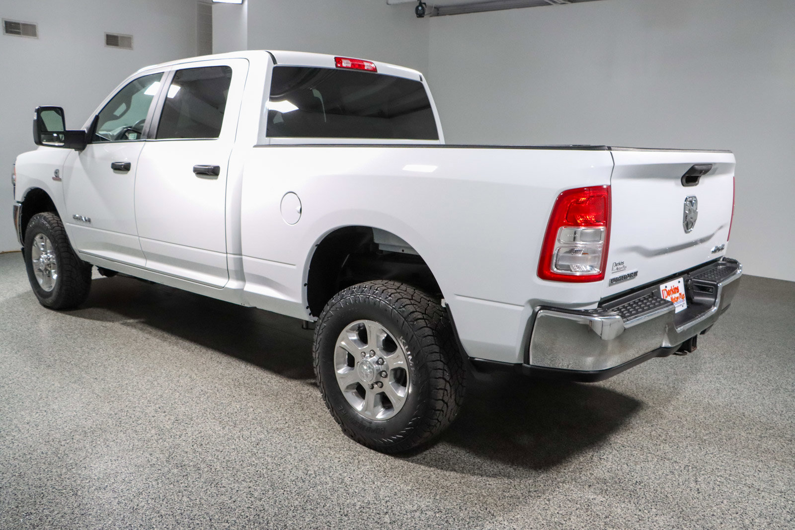 Used 2023 RAM 2500 Big Horn w/ Cold Weather Group AWD/4WD image 9
