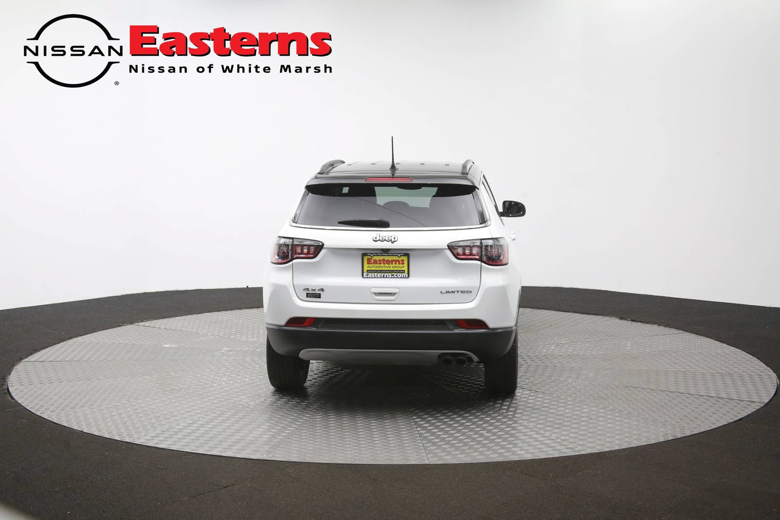 Used 2022 Jeep Compass Limited AWD/4WD image 37