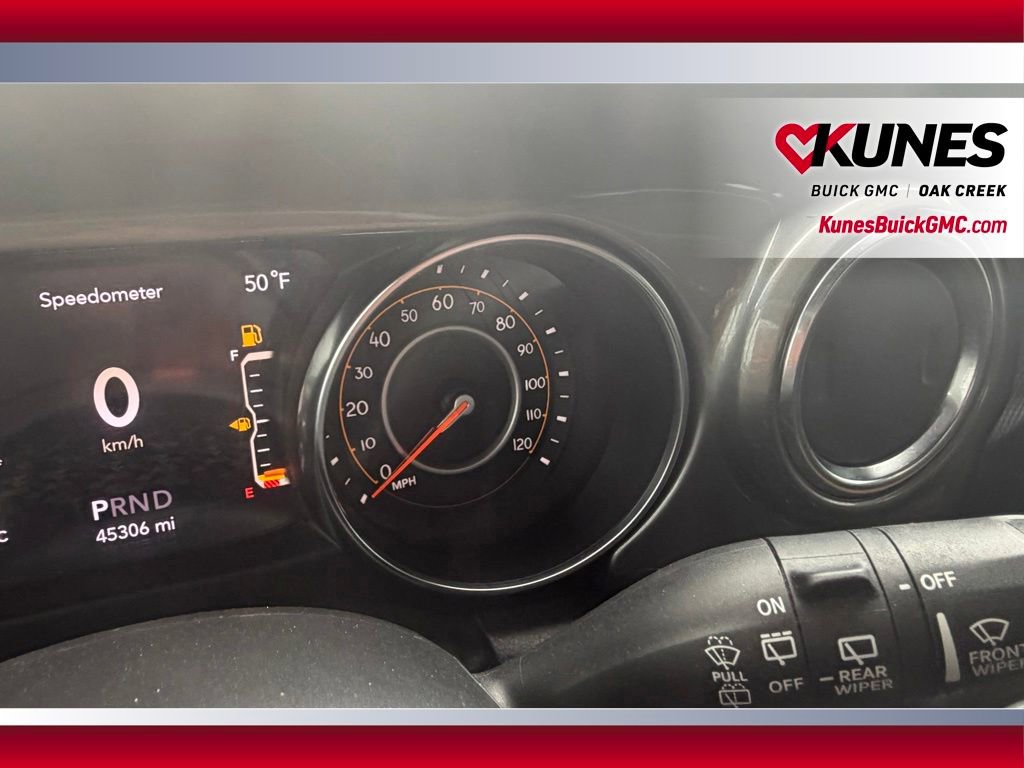 Used 2021 Jeep Wrangler Unlimited Sahara w/ Uconnect 4C Nav & Sound Group AWD/4WD image 19