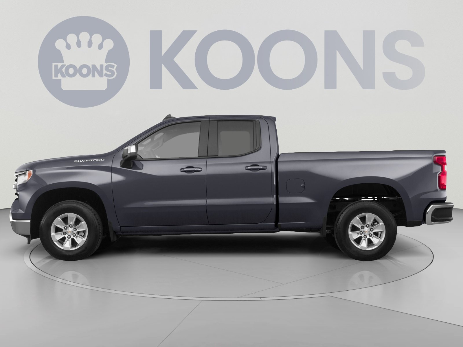 Used 2024 Chevrolet Silverado 1500 LT AWD/4WD image 2
