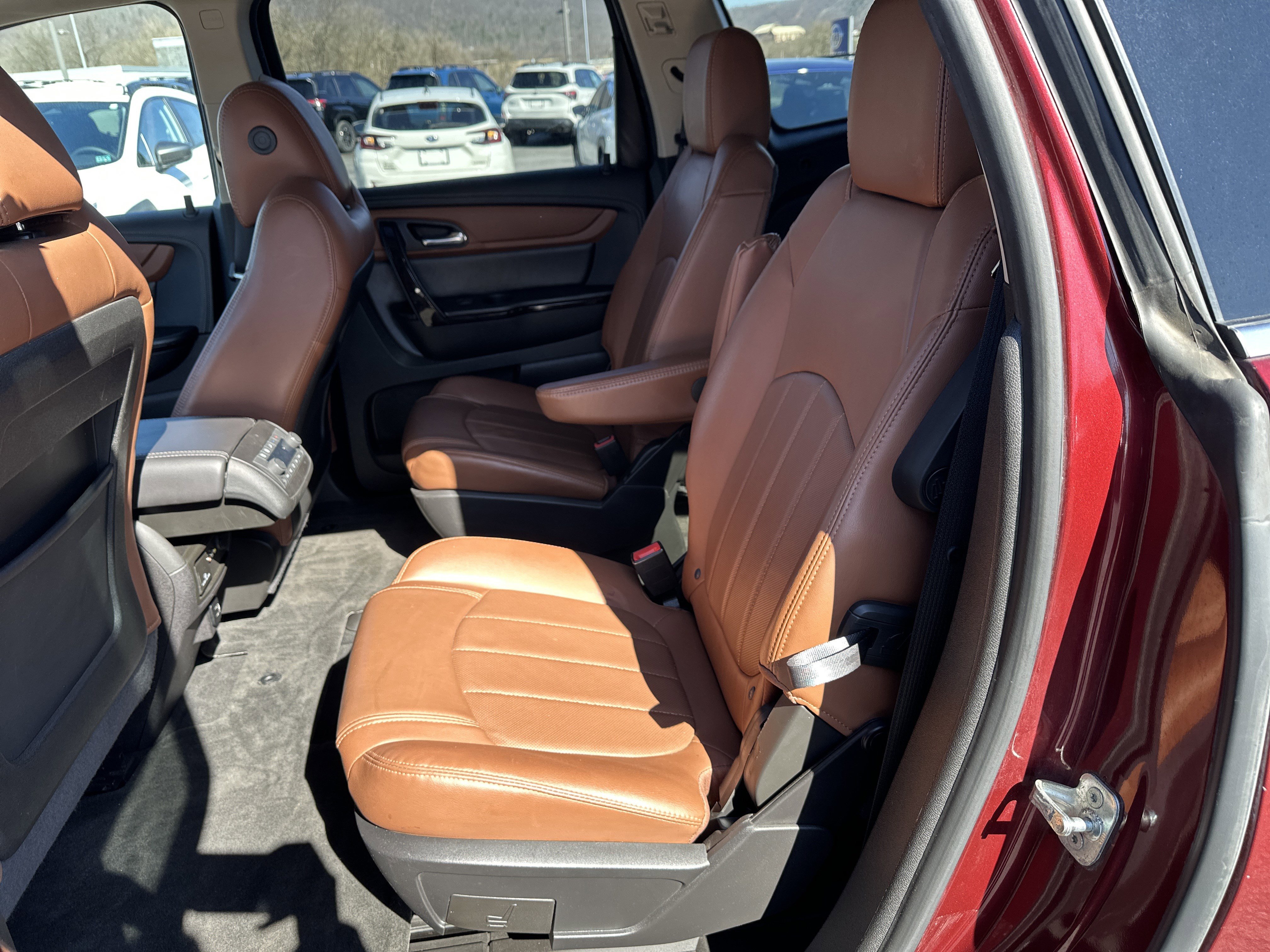 Used 2017 Chevrolet Traverse Premier image 13