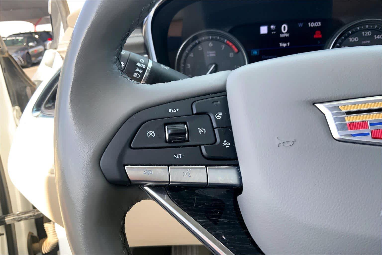 Used 2020 Cadillac XT6 Premium Luxury FWD image 24
