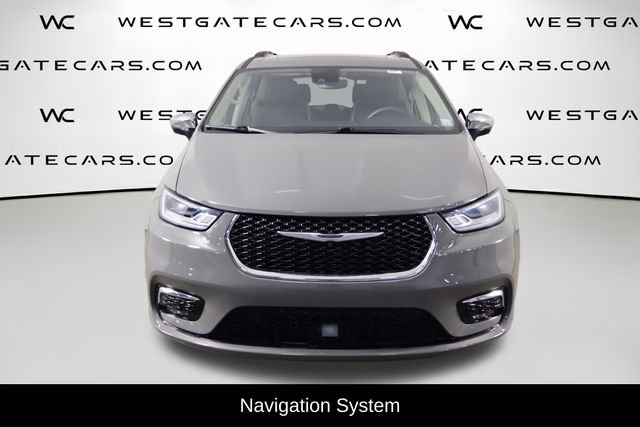 Used 2023 Chrysler Pacifica Limited w/ Uconnect Theater Family Group AWD/4WD video 2
