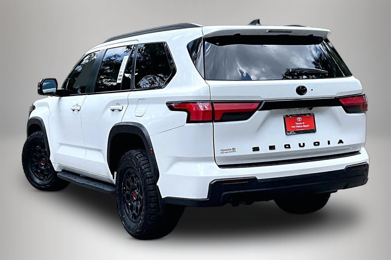 Used 2024 Toyota Sequoia TRD Pro AWD/4WD image 4