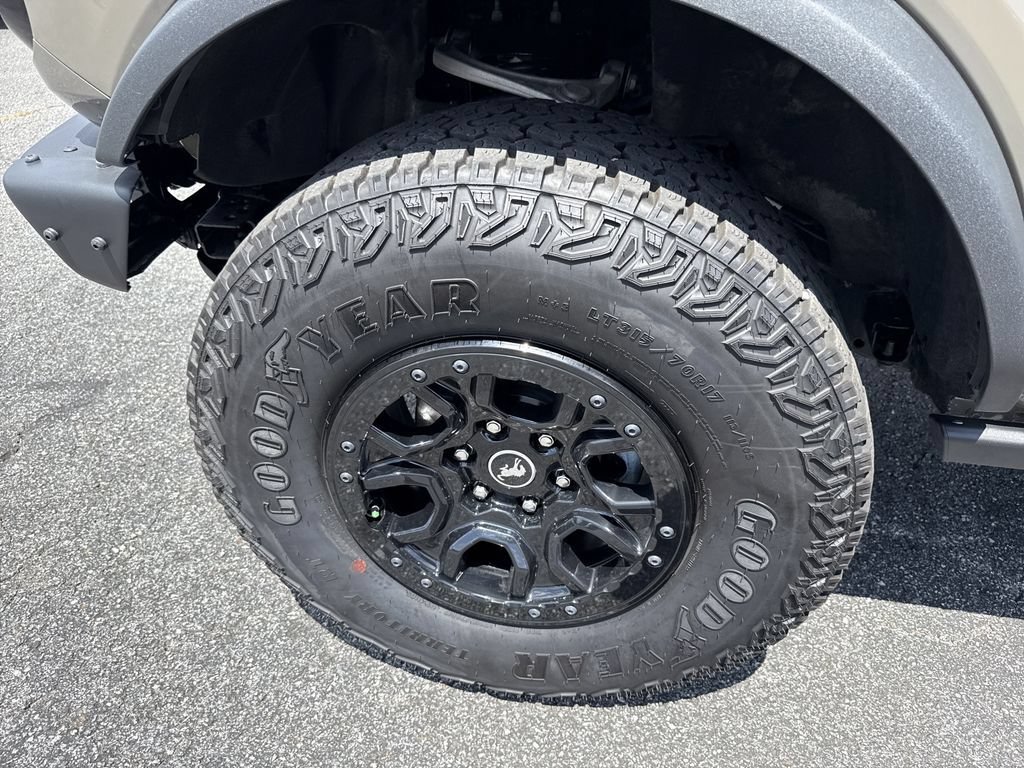 Used 2025 Ford Bronco Badlands AWD/4WD image 12