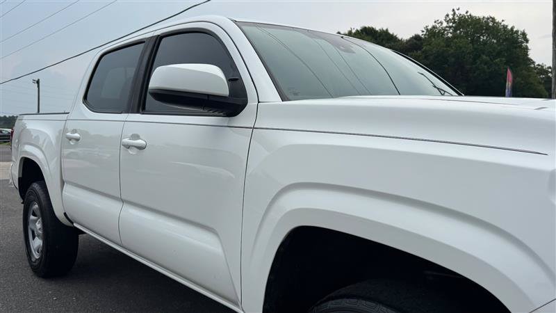 Used 2022 Toyota Tacoma SR w/ SR Convenience Package RWD image 23