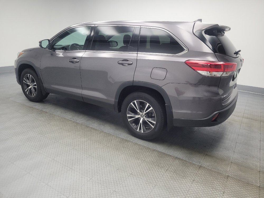 Used 2019 Toyota Highlander Plus image 3
