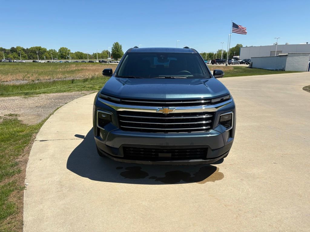 New 2026 Chevrolet Traverse LT w/ Driver Confidence Package FWD image 12