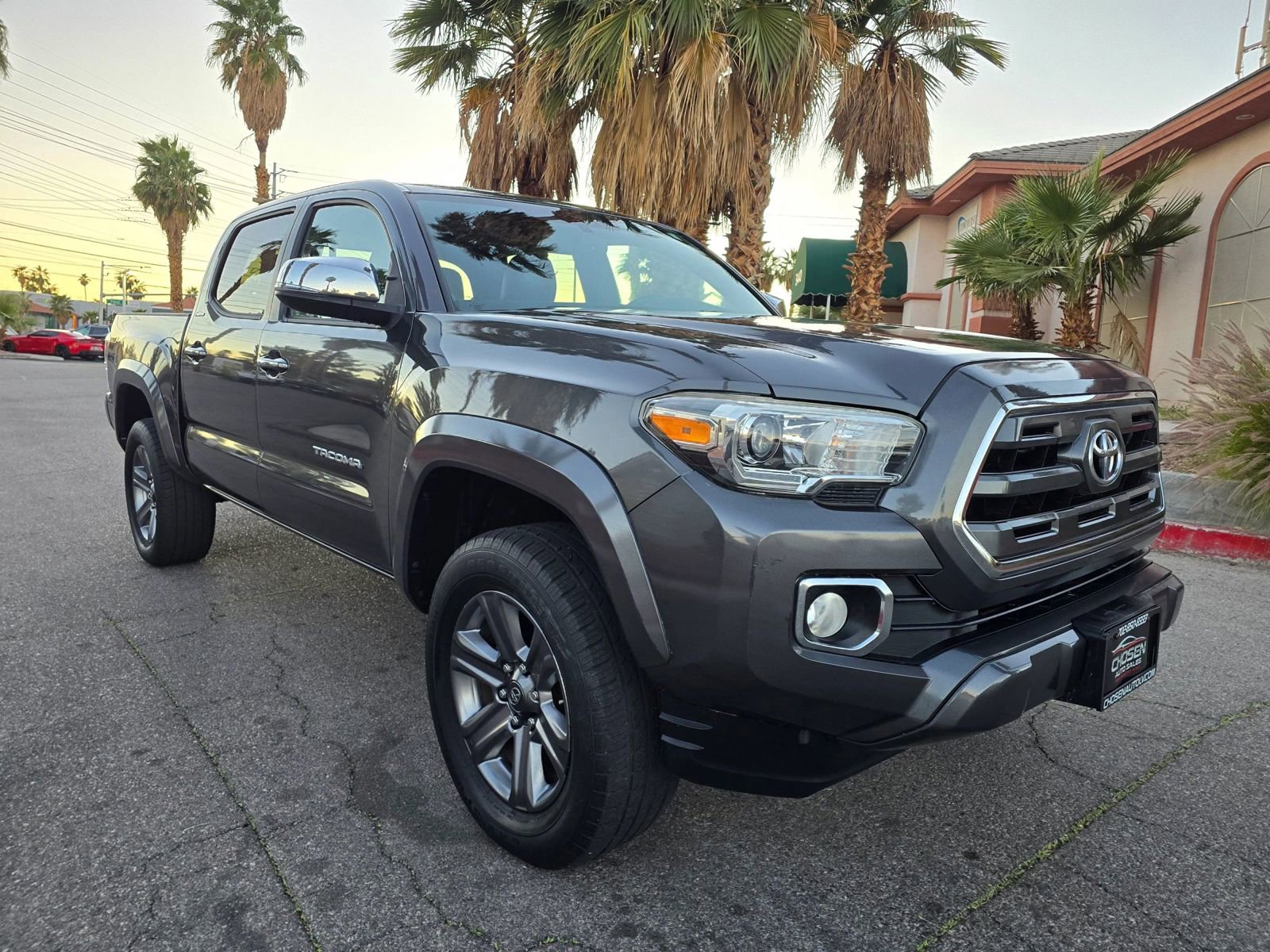 Used 2016 Toyota Tacoma Limited w/ Towing Package RWD image 1