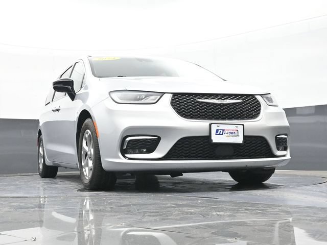 Used 2024 Chrysler Pacifica Limited FWD image 50