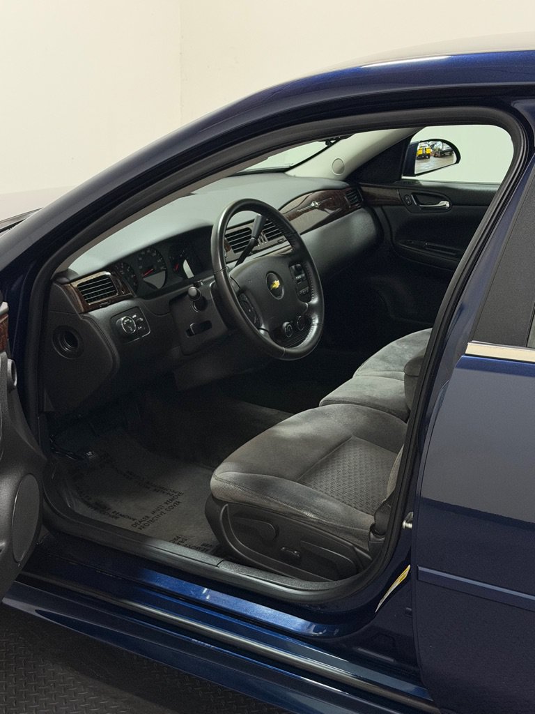 Used 2012 Chevrolet Impala LS FWD image 8