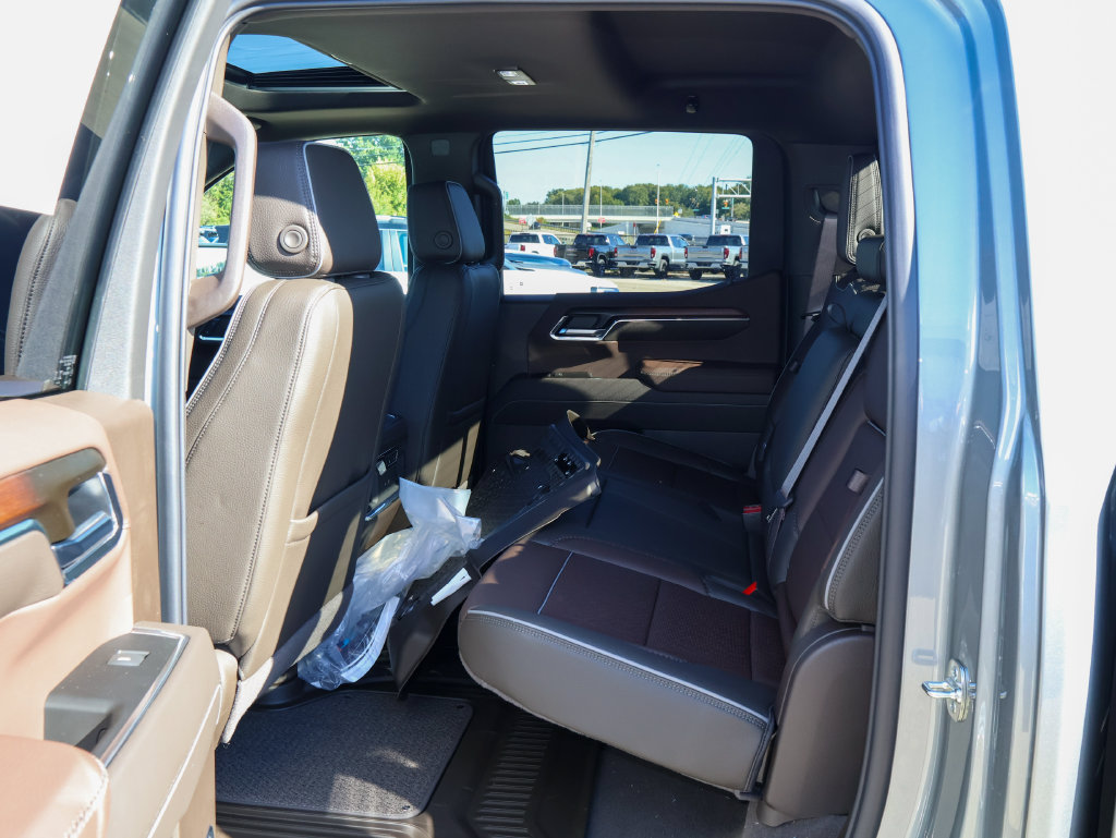 New 2026 GMC Sierra 1500 Denali w/ Denali Reserve Package AWD/4WD image 11