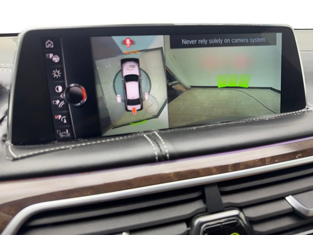 Used 2017 BMW 750i xDrive image 66