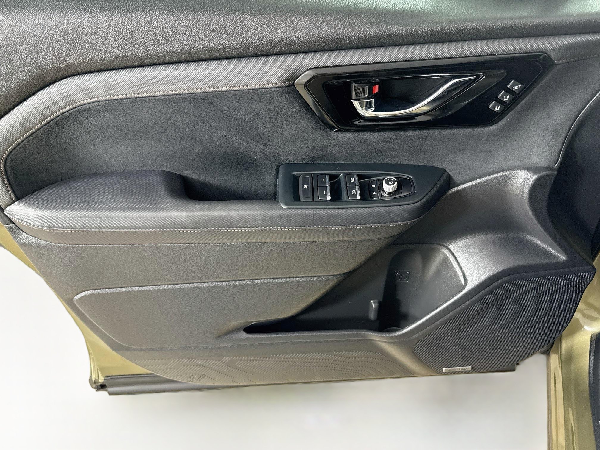 Certified 2025 Subaru Forester Touring AWD/4WD image 11