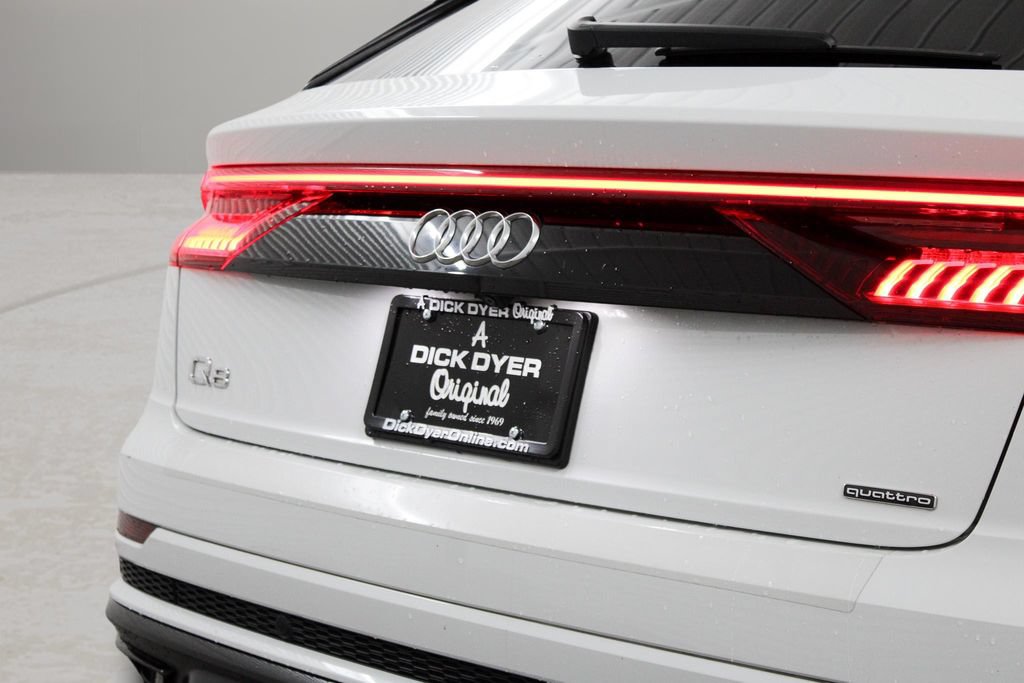 Used 2019 Audi Q8 Premium Plus w/ Premium Plus AWD/4WD image 32