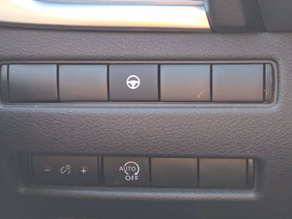 Certified 2023 Nissan Rogue SV AWD/4WD image 8