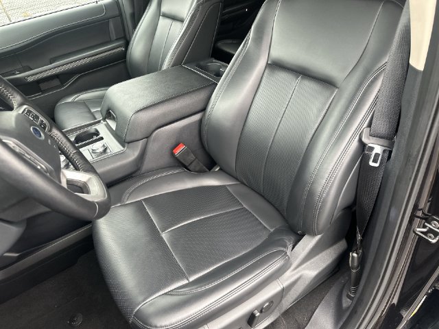 Used 2024 Ford Expedition XLT AWD/4WD image 21