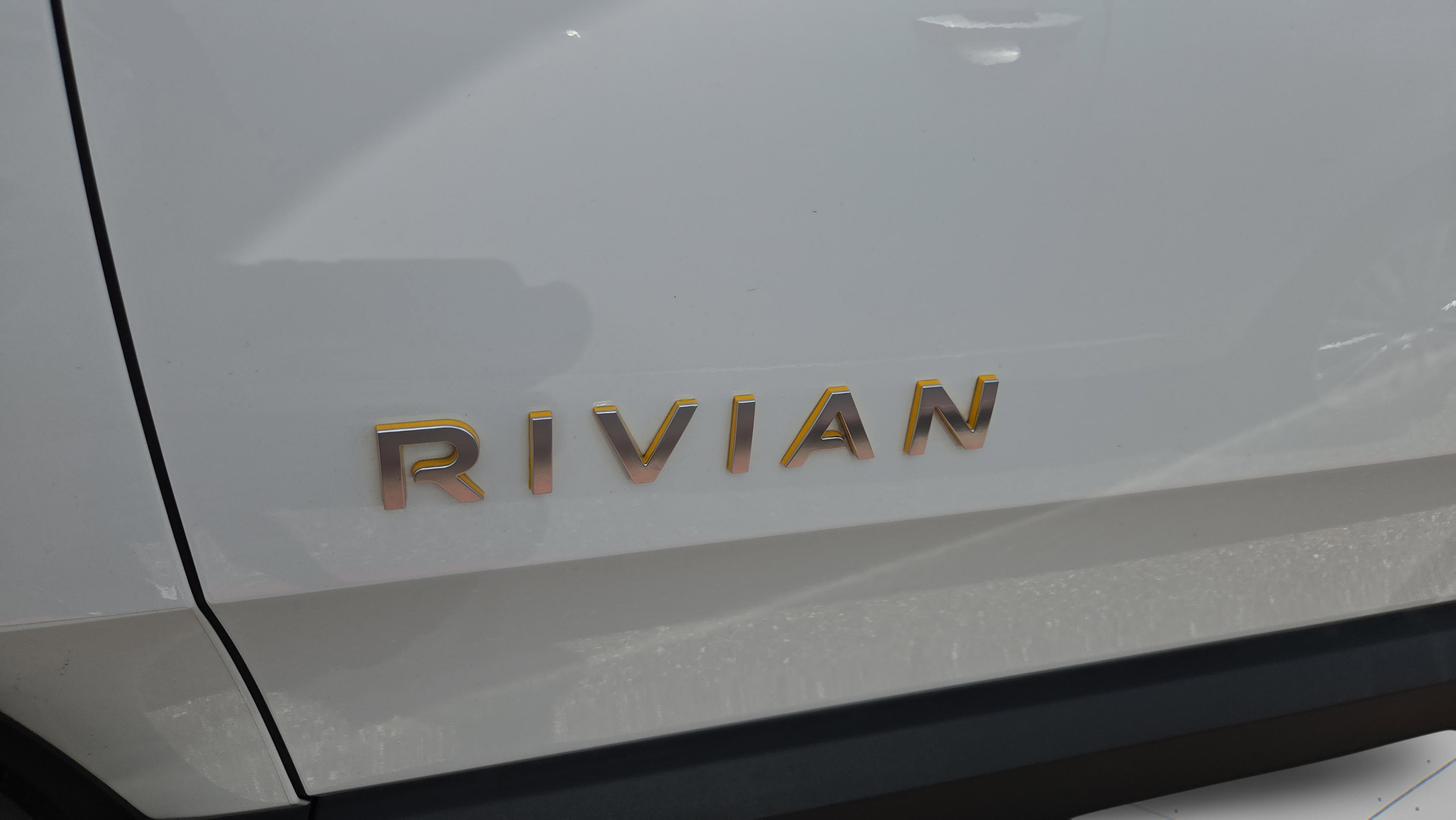 Used 2023 Rivian R1T Adventure AWD/4WD image 7