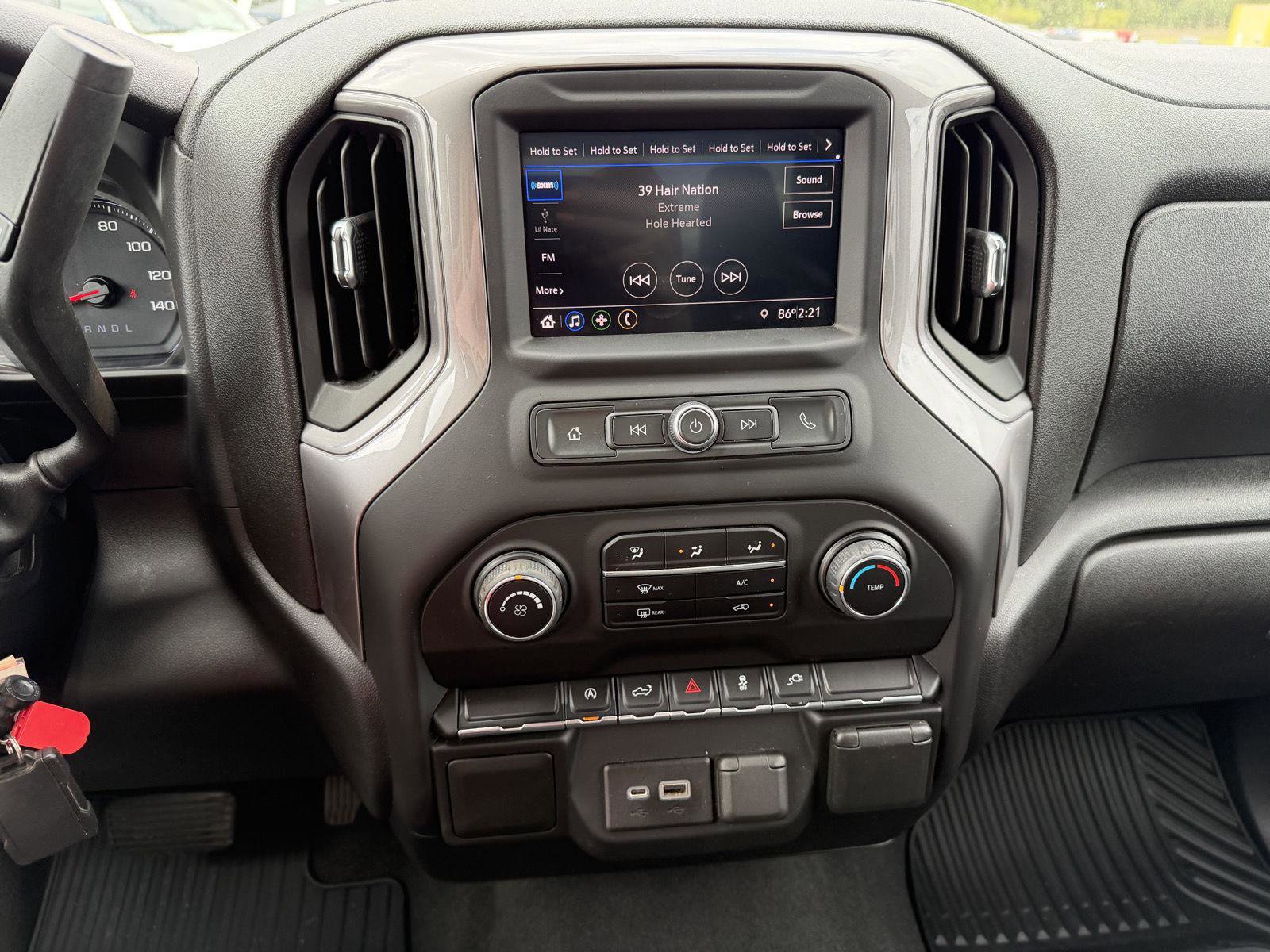 Used 2021 Chevrolet Silverado 1500 Custom image 11