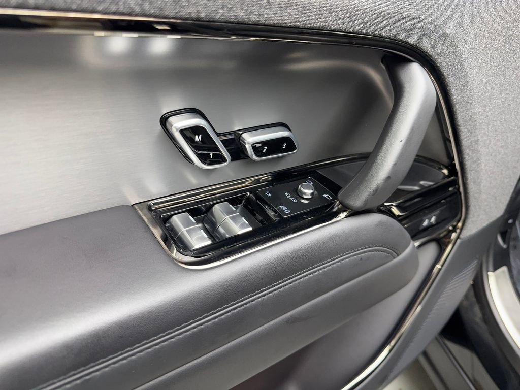 Used 2024 Land Rover Range Rover Sport Dynamic SE image 31