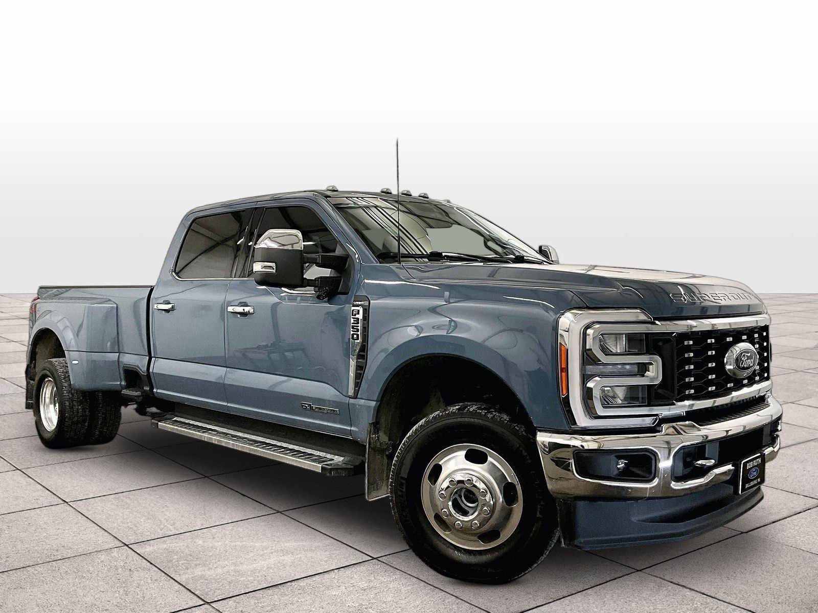 Used 2023 Ford F350 Lariat w/ Chrome Package AWD/4WD image 2