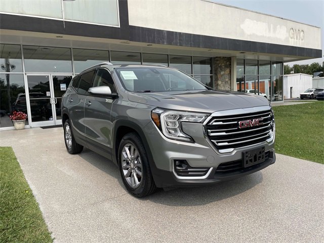 Used 2024 GMC Terrain SLT