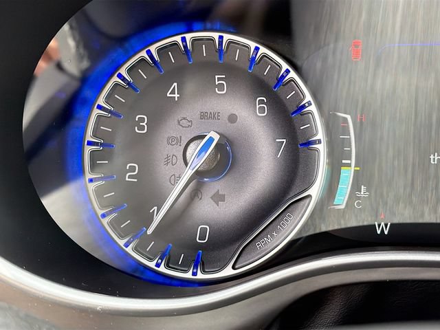 New 2027 Chrysler Pacifica Limited FWD image 10