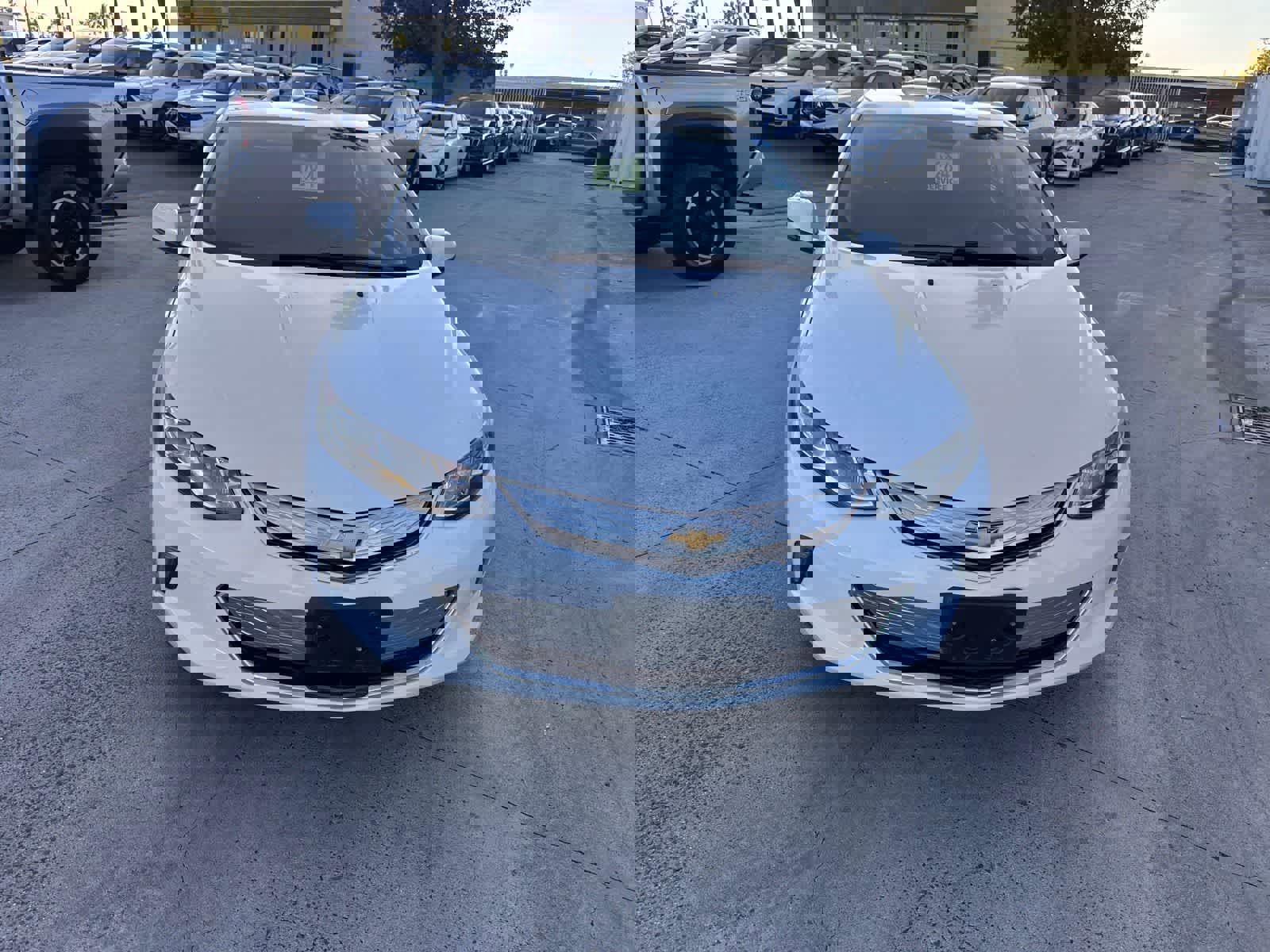 Used 2018 Chevrolet Volt LT FWD image 8