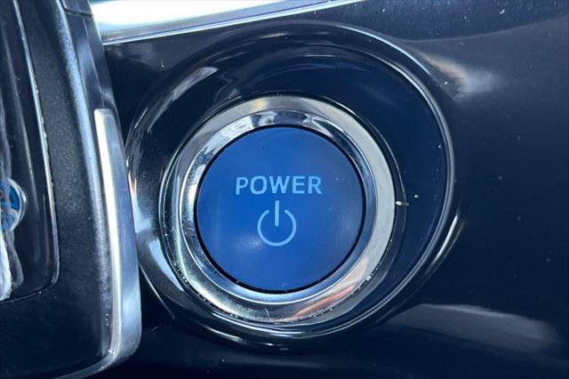 Certified 2018 Toyota Prius Prime Advanced FWD image 25