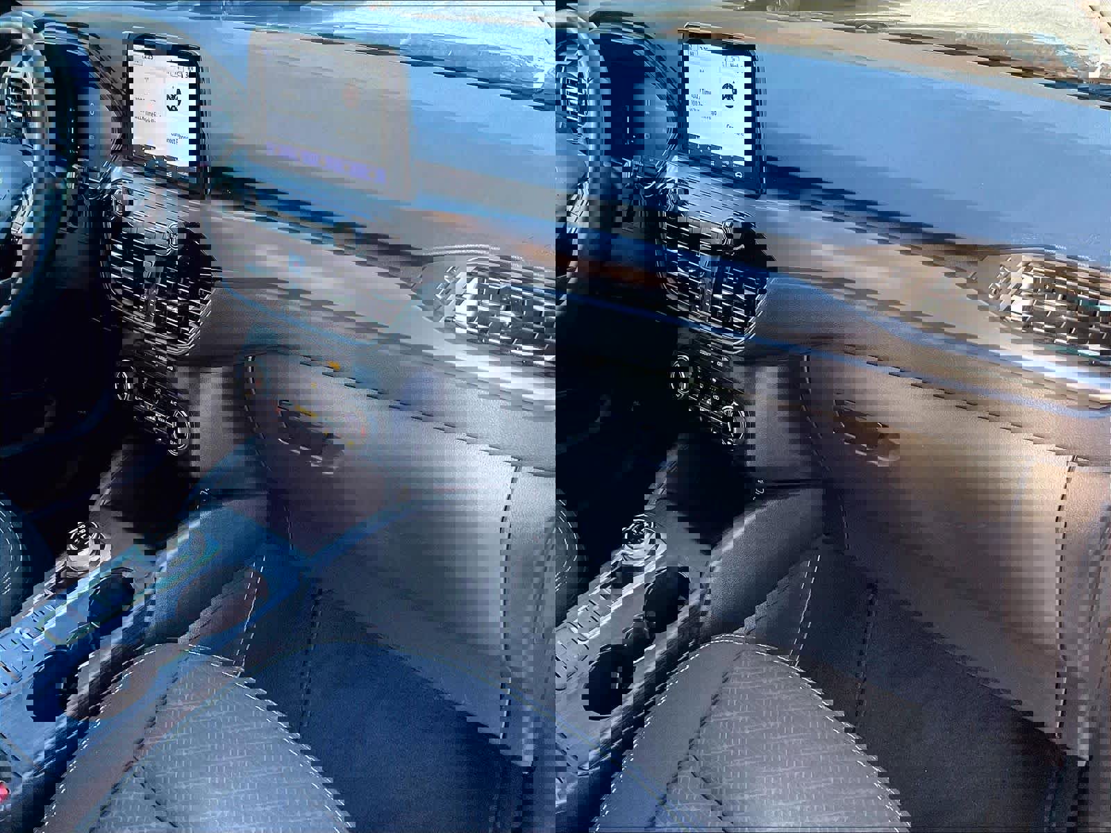 Used 2024 Ford Escape Active image 14